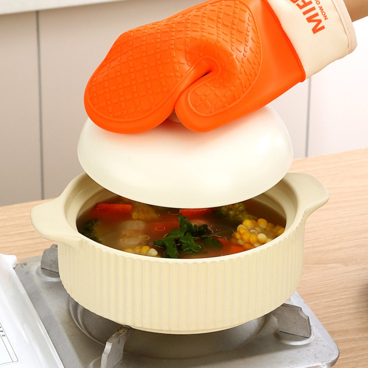 ถุงมือซิลิโคนกันความร้อนลายกระ - Oven Mitt Silicone บทวิจารณ์และราคา